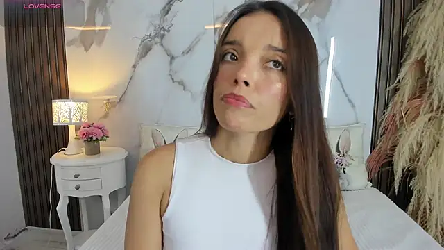 hannahill69 online show from 03/05/26, 04:41