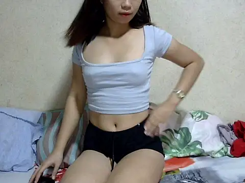 Snapshot of LisaSexyBody chatting on 12/15/24, 07:35 LisaSexyBody online show from 12/15/24, 07:35