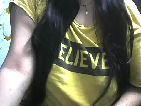 Bold-Radhika online show from 12/17/25, 10:43