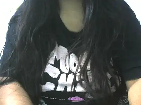 Snapshot of Bold-Radhika chatting on 06/23/26, 01:20 Bold-Radhika online show from 06/23/26, 01:20