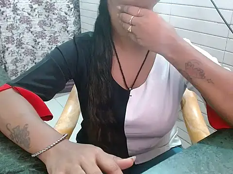 LovingPihu online show from 09/09/25, 06:02