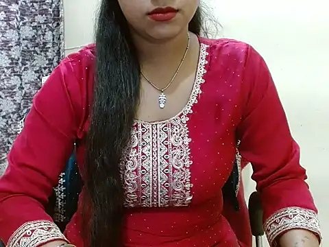 LovingPihu online show from 04/21/26, 05:25