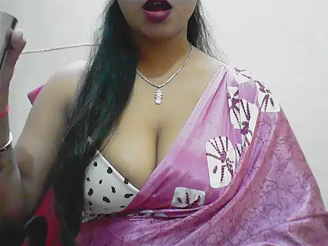LovingPihu online show from 05/04/26, 05:47