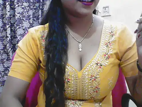 LovingPihu online show from 05/07/26, 05:46