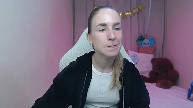 DeboraHorny online show from 04/09/26, 06:19