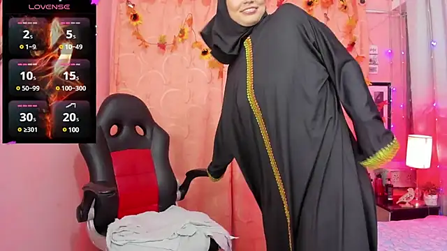 Snapshot of DarshaKhemu chatting on 12/11/24, 08:39 DarshaKhemu online show from 12/11/24, 08:39