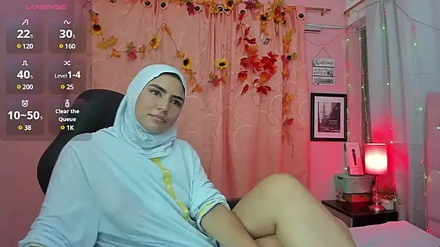 Snapshot of DarshaKhemu chatting on 03/11/25, 08:53 DarshaKhemu online show from 03/11/25, 08:53