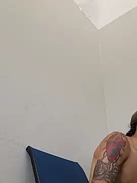 Yanwoods420 online show from 07/28/26, 07:39