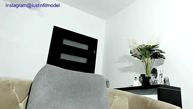 MuscleJohn online show from 11/26/25, 04:35