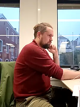 Snapshot of Tj1sen chatting on 01/23/25, 08:36 Tj1sen online show from 01/23/25, 08:36