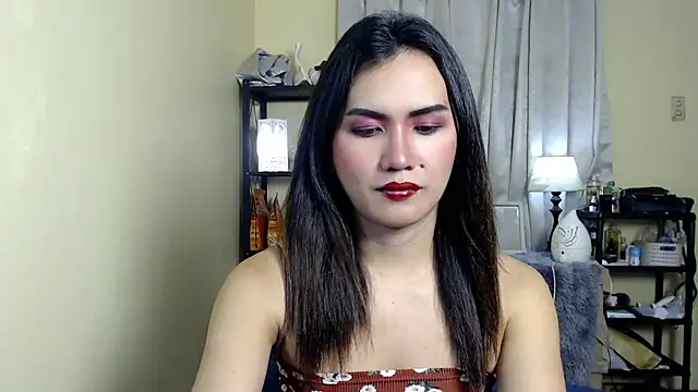 beatrice 21 online show from 09/21/25, 04:03