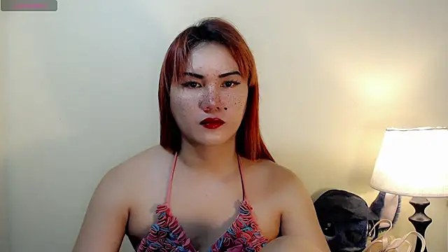 Snapshot of beatrice_21 chatting on 07/15/26, 01:27 beatrice 21 online show from 07/15/26, 01:27