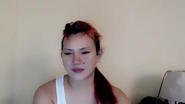 Snapshot of beatrice_21 chatting on 07/24/26, 04:21 beatrice 21 online show from 07/24/26, 04:21