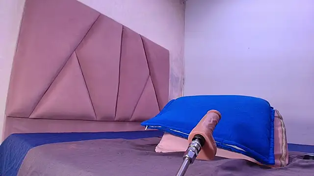 lay navas online show from 09/12/25, 07:14