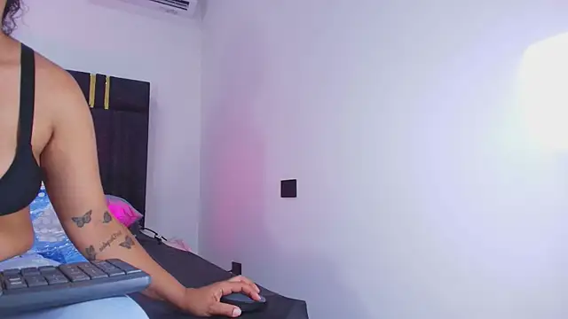 lay navas online show from 12/02/25, 07:20