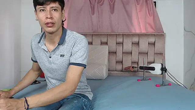 Sexytaty2022 online show from 04/21/26, 12:44