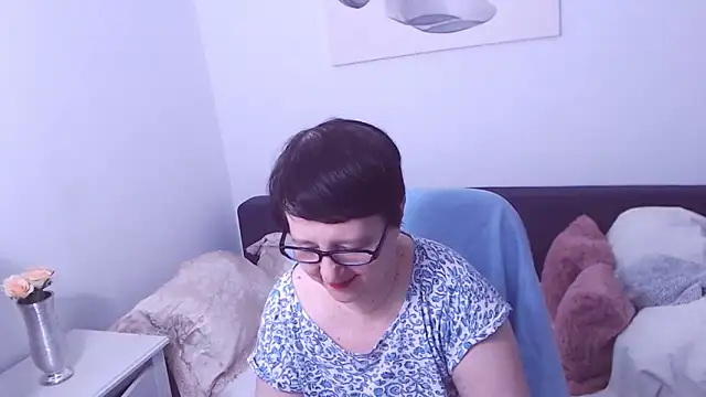 ChristaRose online show from 10/26/25, 12:49