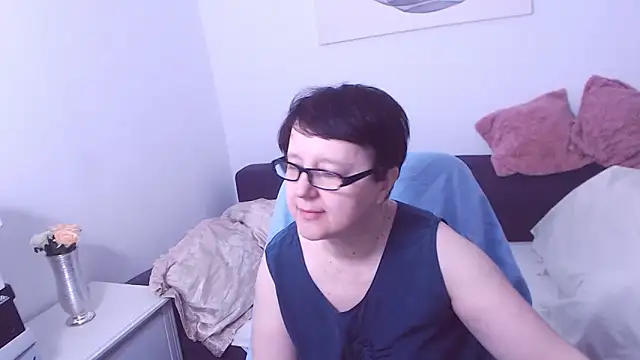 ChristaRose online show from 10/26/25, 02:23