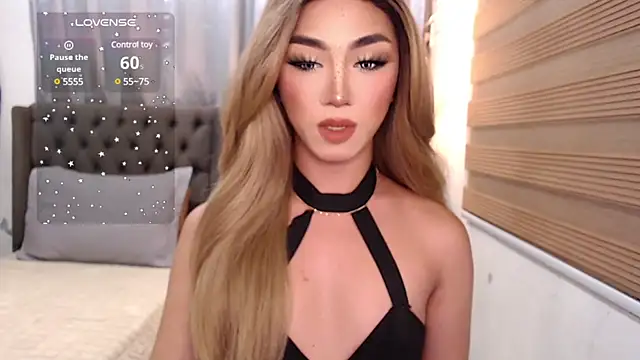 Local Hoelyx online show from 01/04/25, 10:16