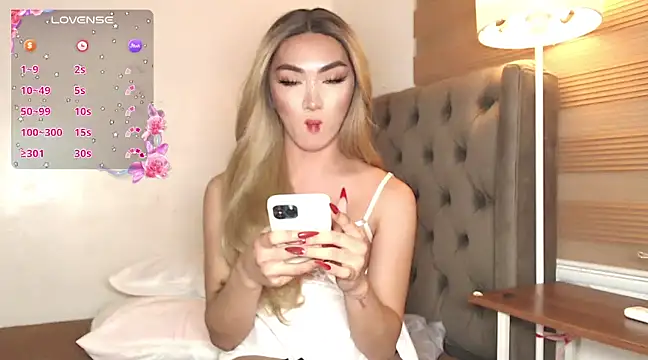 Local Hoelyx online show from 02/13/25, 08:03