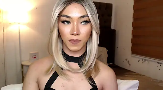 Local Hoelyx online show from 03/19/25, 11:39