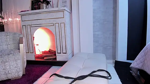  liathompsom09 online show from 03/05/25, 08:00