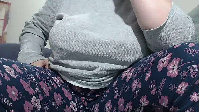 Miss Lisss online show from 01/15/25, 04:57