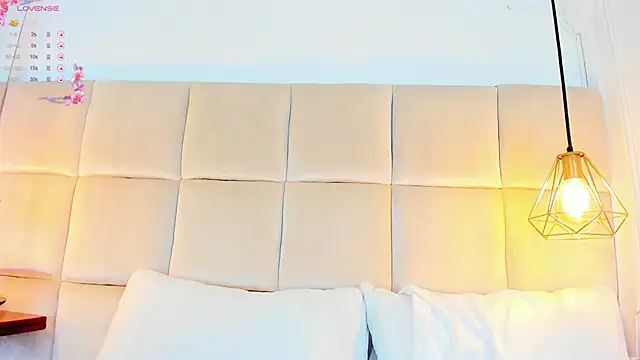 AnaisClark online show from 01/29/25, 11:30