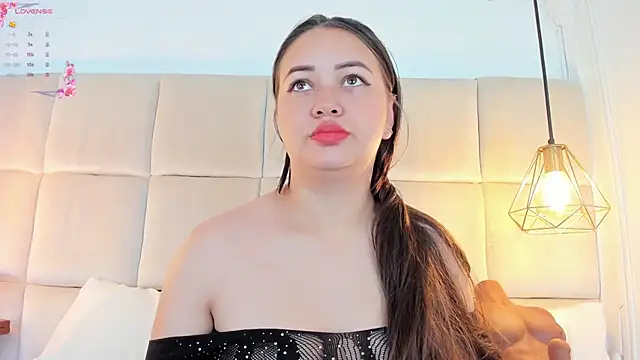 AnaisClark online show from 02/04/25, 11:27