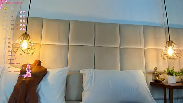 AnaisClark online show from 02/27/25, 11:20