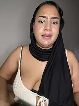 Snapshot of Maryam_yamal chatting on 02/27/25, 09:47 Maryam yamal online show from 02/27/25, 09:47