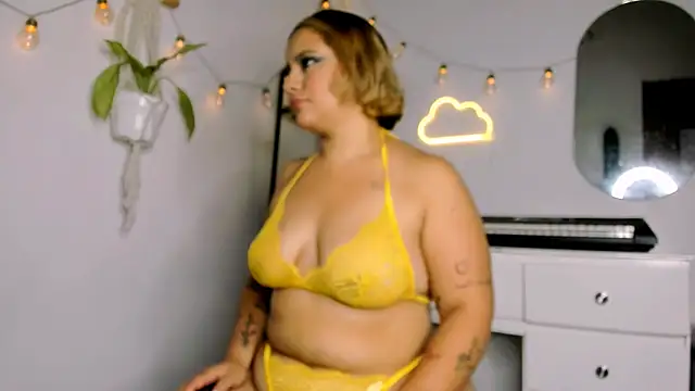 susy angel online show from 03/06/25, 12:32