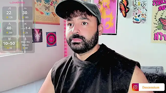 Snapshot of johnnyalx chatting on 11/05/25, 07:36 johnnyalx online show from 11/05/25, 07:36