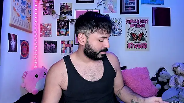 Snapshot of johnnyalx chatting on 01/09/26, 11:50 johnnyalx online show from 01/09/26, 11:50