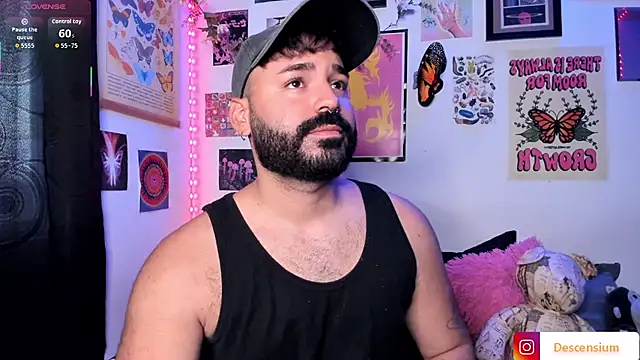 Snapshot of johnnyalx chatting on 01/16/26, 10:47 johnnyalx online show from 01/16/26, 10:47