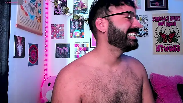 Snapshot of johnnyalx chatting on 02/08/26, 04:32 johnnyalx online show from 02/08/26, 04:32