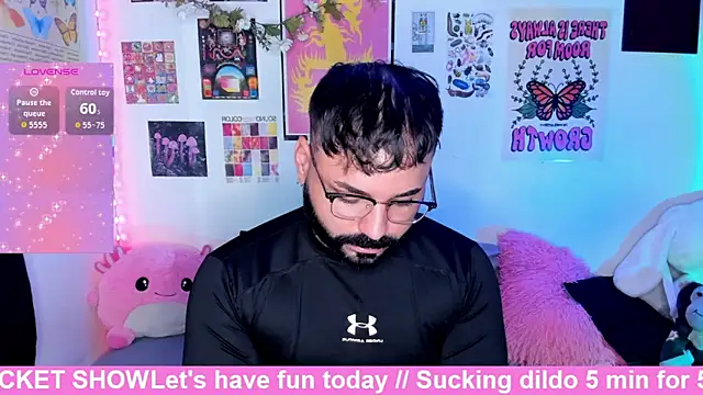 Snapshot of johnnyalx chatting on 02/19/26, 06:59 johnnyalx online show from 02/19/26, 06:59