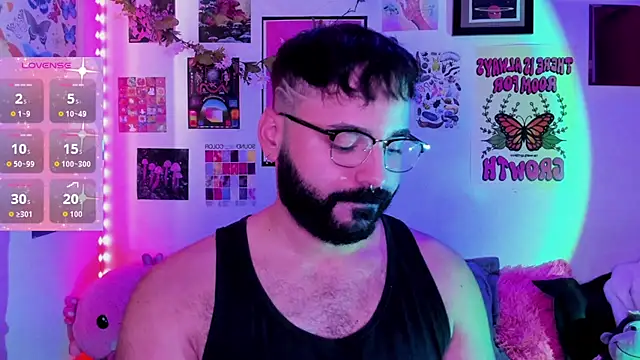 Snapshot of johnnyalx chatting on 02/20/26, 08:42 johnnyalx online show from 02/20/26, 08:42