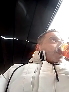 Snapshot of maxbigol chatting on 12/07/24, 09:39 maxbigol online show from 12/07/24, 09:39