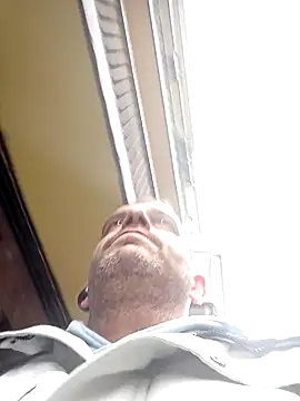 Snapshot of maxbigol chatting on 12/09/24, 02:06 maxbigol online show from 12/09/24, 02:06