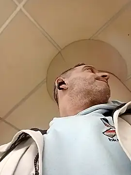 Snapshot of maxbigol chatting on 12/09/24, 05:19 maxbigol online show from 12/09/24, 05:19