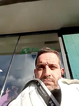 Snapshot of maxbigol chatting on 12/15/24, 02:16 maxbigol online show from 12/15/24, 02:16