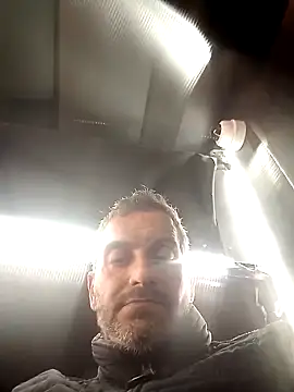 Snapshot of maxbigol chatting on 12/26/24, 08:21 maxbigol online show from 12/26/24, 08:21