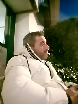 Snapshot of maxbigol chatting on 12/30/24, 05:23 maxbigol online show from 12/30/24, 05:23