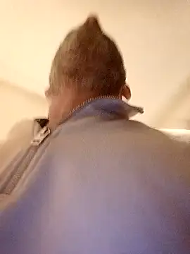 Snapshot of maxbigol chatting on 01/01/25, 02:09 maxbigol online show from 01/01/25, 02:09