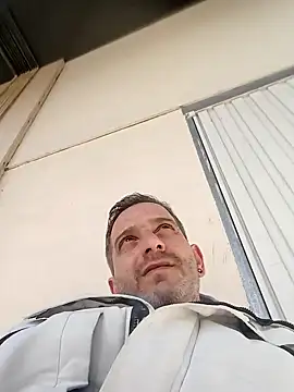 Snapshot of maxbigol chatting on 01/31/25, 12:29 maxbigol online show from 01/31/25, 12:29