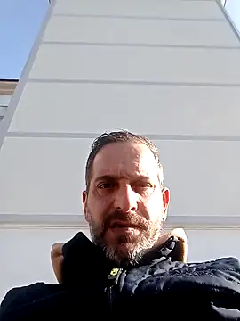 Snapshot of maxbigol chatting on 02/17/25, 09:46 maxbigol online show from 02/17/25, 09:46