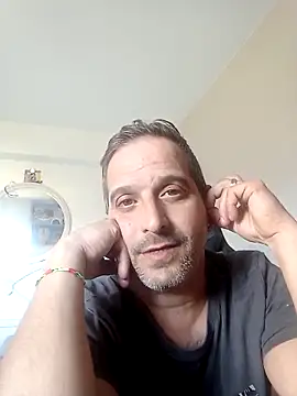 Snapshot of maxbigol chatting on 11/03/25, 02:07 maxbigol online show from 11/03/25, 02:07