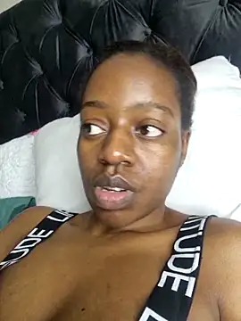 Snapshot of Sexynaughty_Gal chatting on 03/05/26, 08:49 Sexynaughty Gal online show from 03/05/26, 08:49