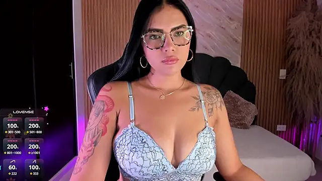 karol green  online show from 09/10/25, 01:38